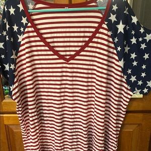 ❤️❤️☹️ HOST PICK!! Women’s Patriotic V-neck Top with Capped Sleeves Size 4X